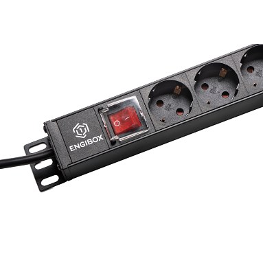 Горизонтальный блок распределения питания PDU 19"